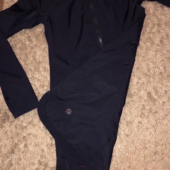 Lululemon Rain Coat - Picture 1 of 2